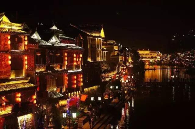 尚泰设计|厉害了!触摸屏公司的现代 loft办公空间